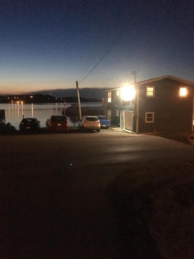 Toulinguet Inn - Suites Twillingate Ngoại thất bức ảnh