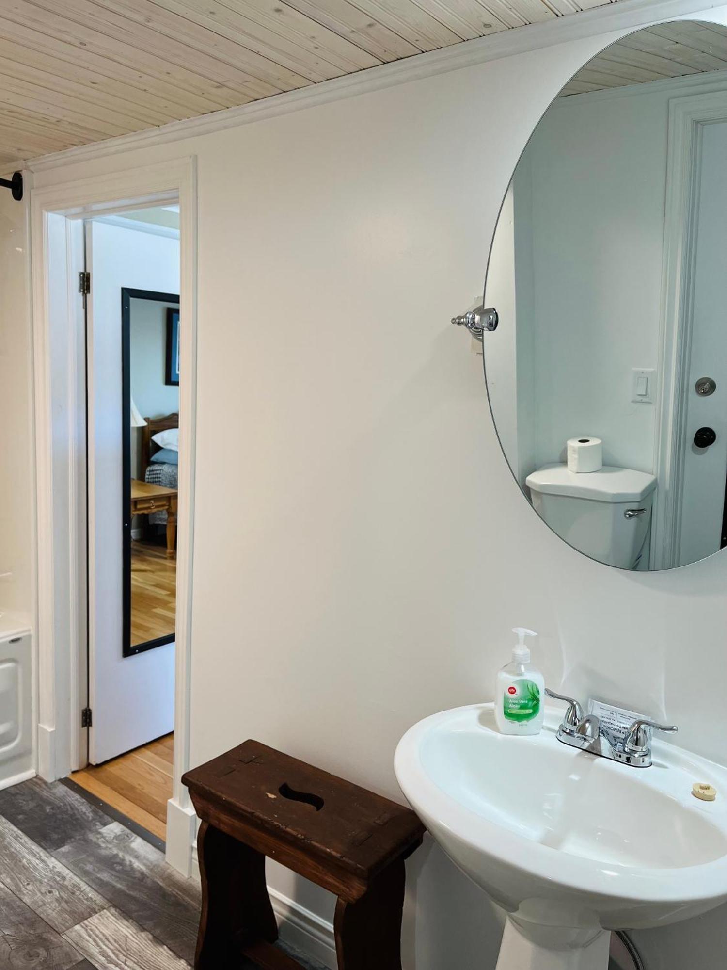 Toulinguet Inn - Suites Twillingate Ngoại thất bức ảnh