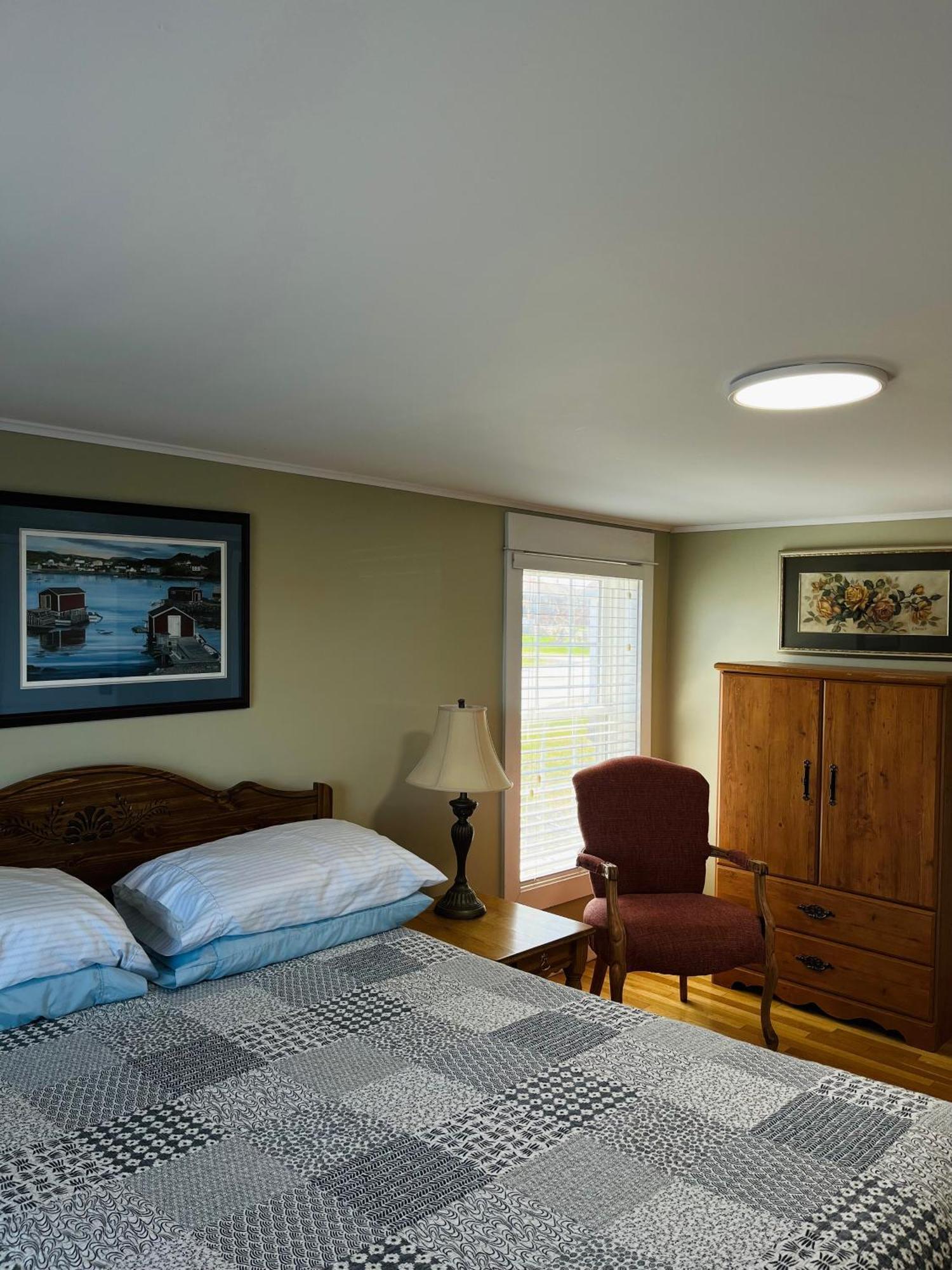 Toulinguet Inn - Suites Twillingate Ngoại thất bức ảnh