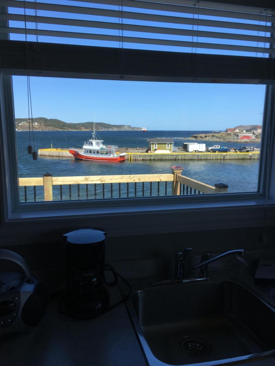 Toulinguet Inn - Suites Twillingate Ngoại thất bức ảnh