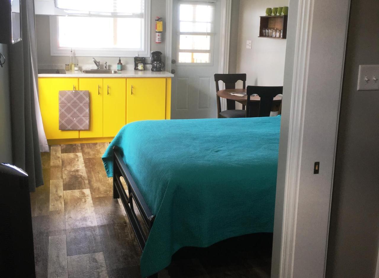 Toulinguet Inn - Suites Twillingate Ngoại thất bức ảnh