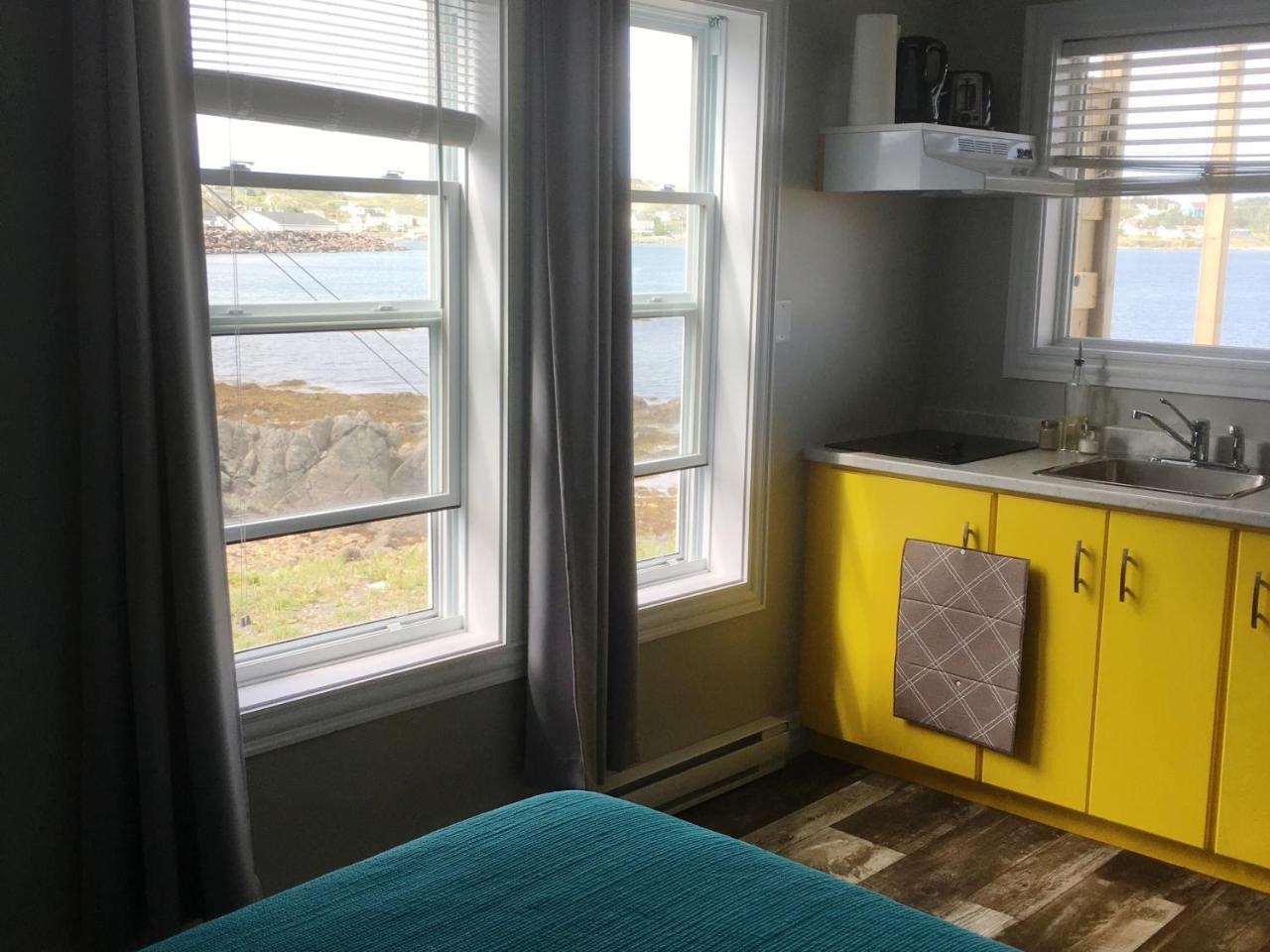 Toulinguet Inn - Suites Twillingate Ngoại thất bức ảnh