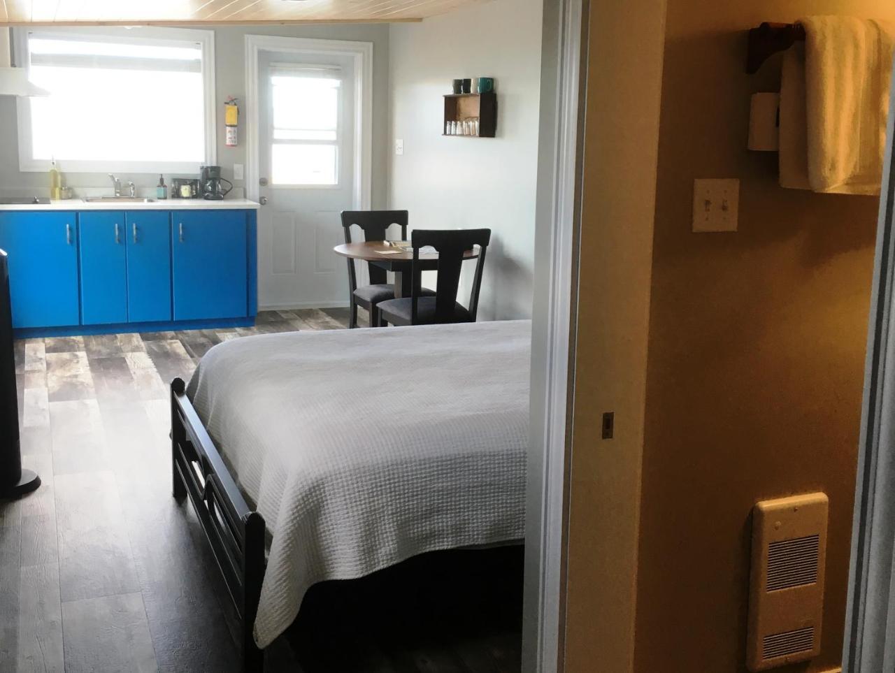 Toulinguet Inn - Suites Twillingate Ngoại thất bức ảnh